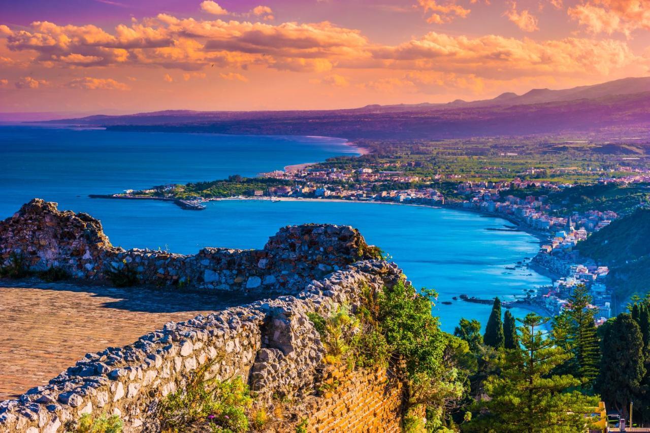 Searoom Naxos Giardini Naxos Exterior photo